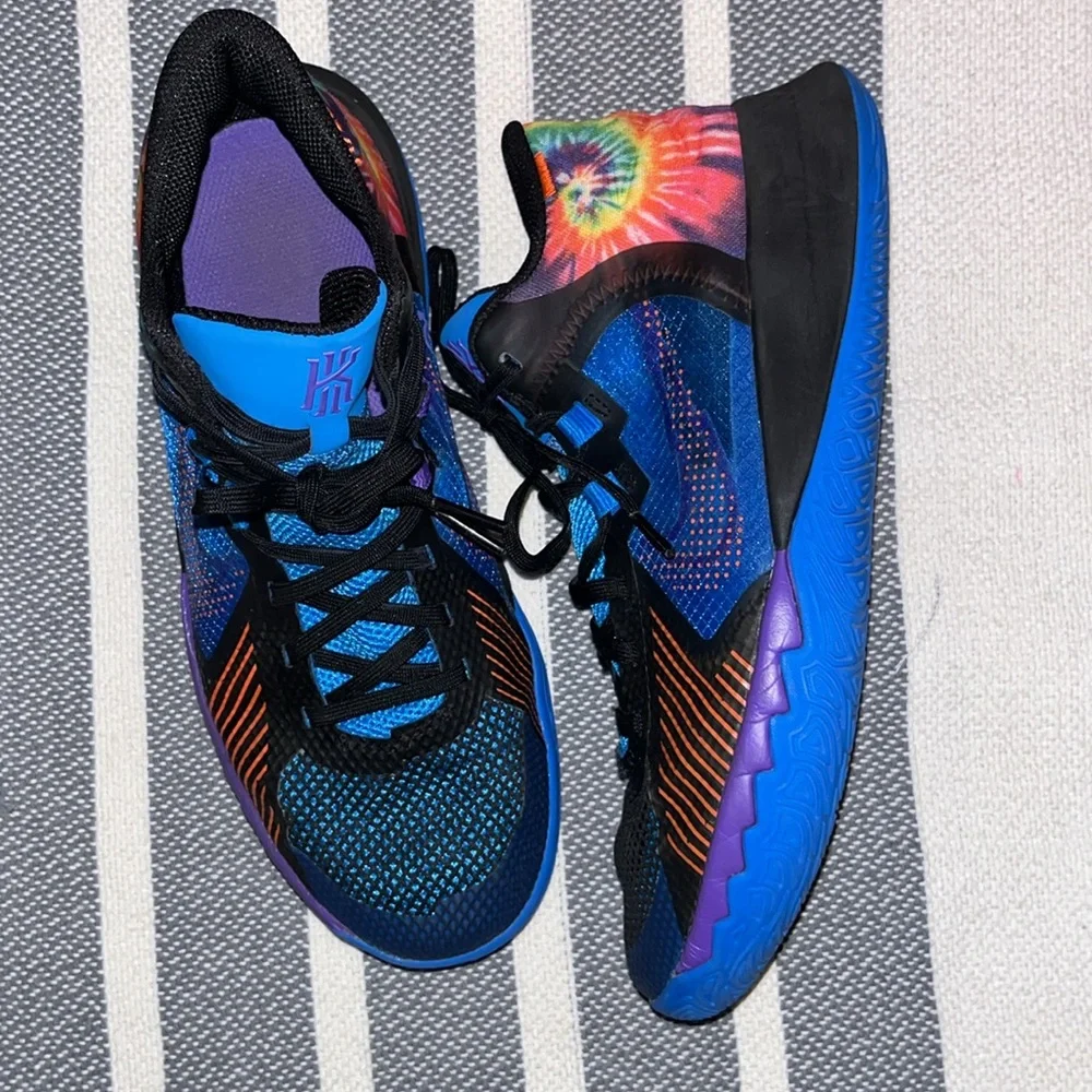 Nike Kyrie Flytrap 5 - Picture 2 of 4